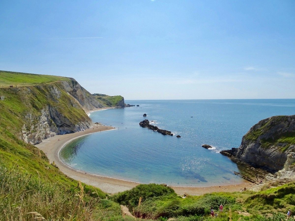 The bay of Durdle Door Beach