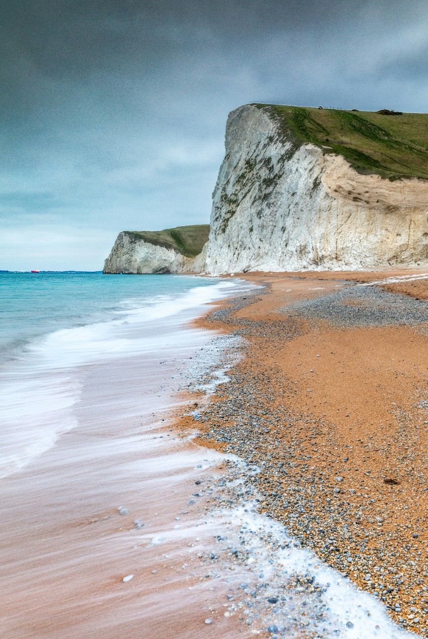 The cliffs of Durdle Door Beach