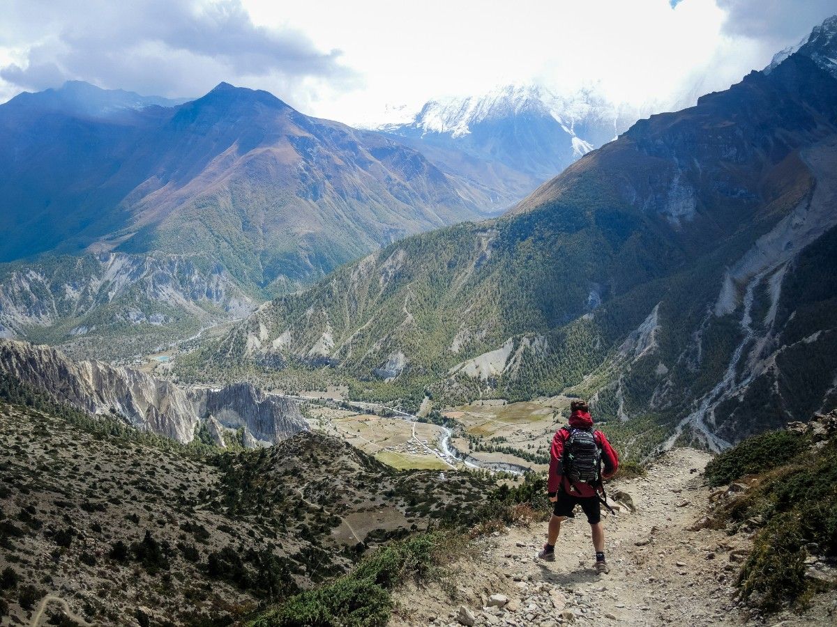 A man hiking the Annapurna Circuit