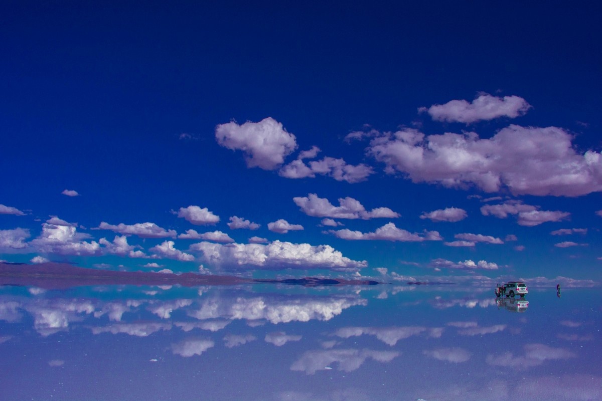 Salar de Uyuni salt flats in Bolivia