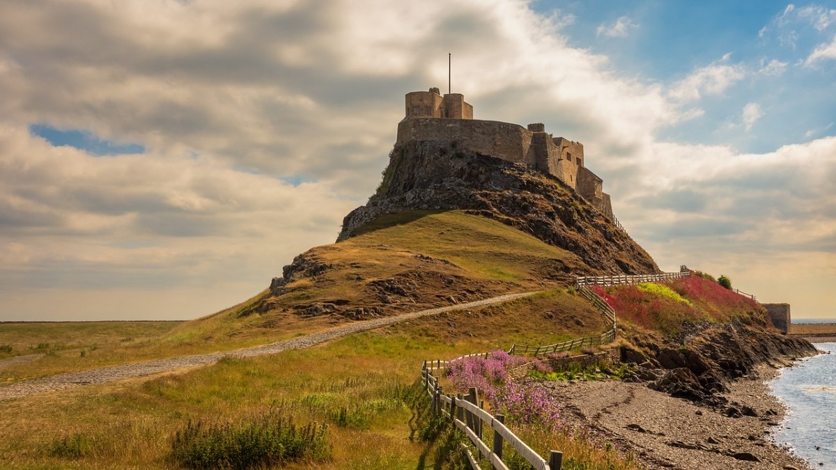 A hill fort in Northumberland National Park 