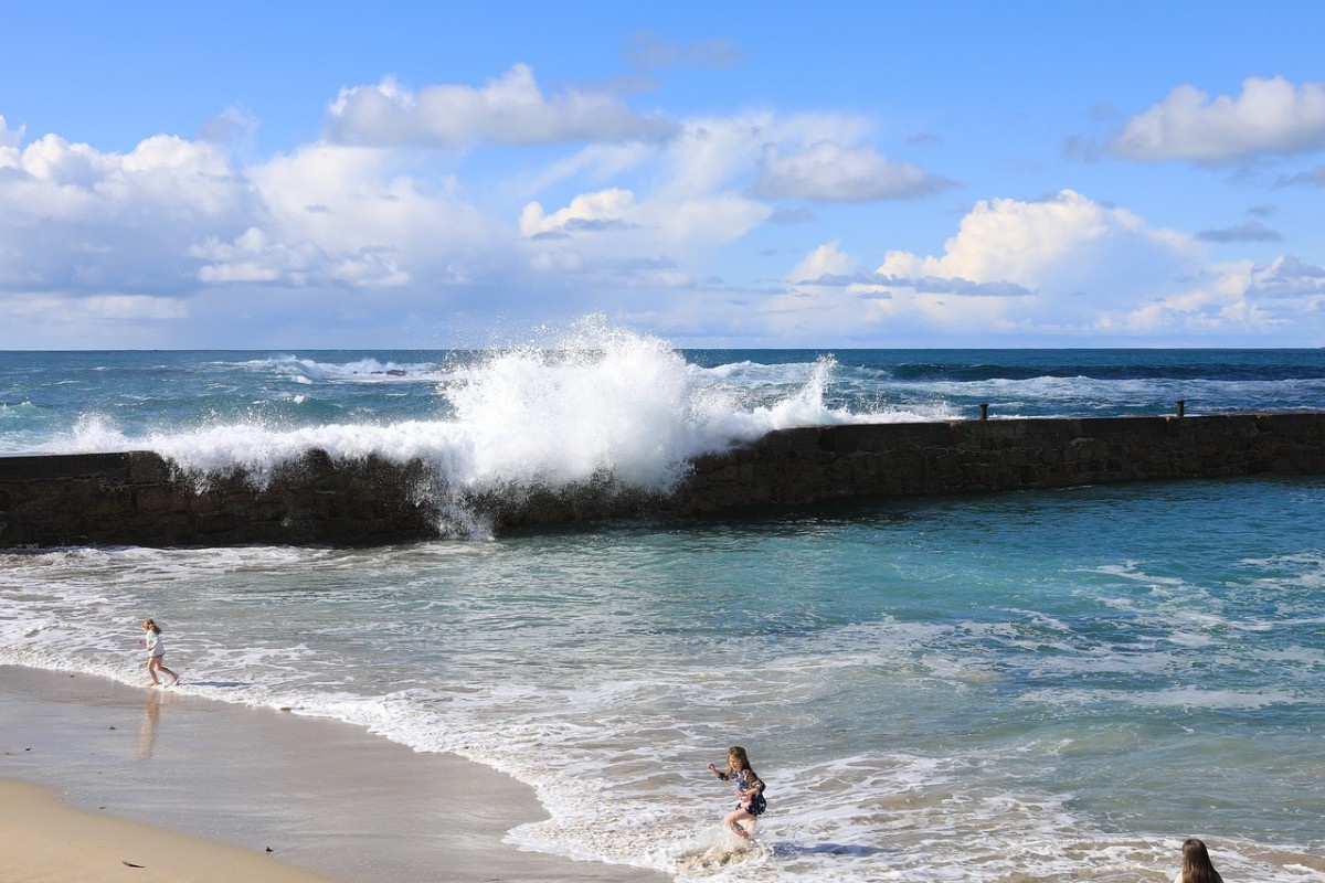 Large waves in Sennen Cove