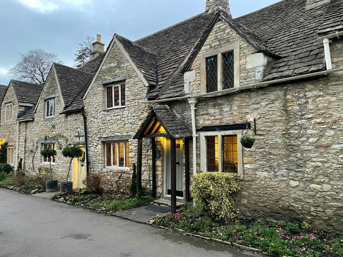 Cottages in Castle Combe 