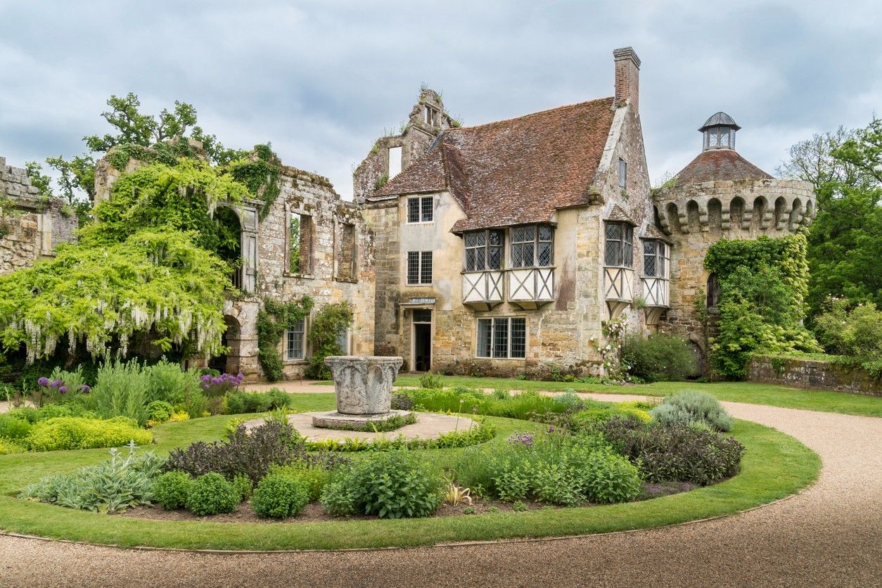 Scotney Castle